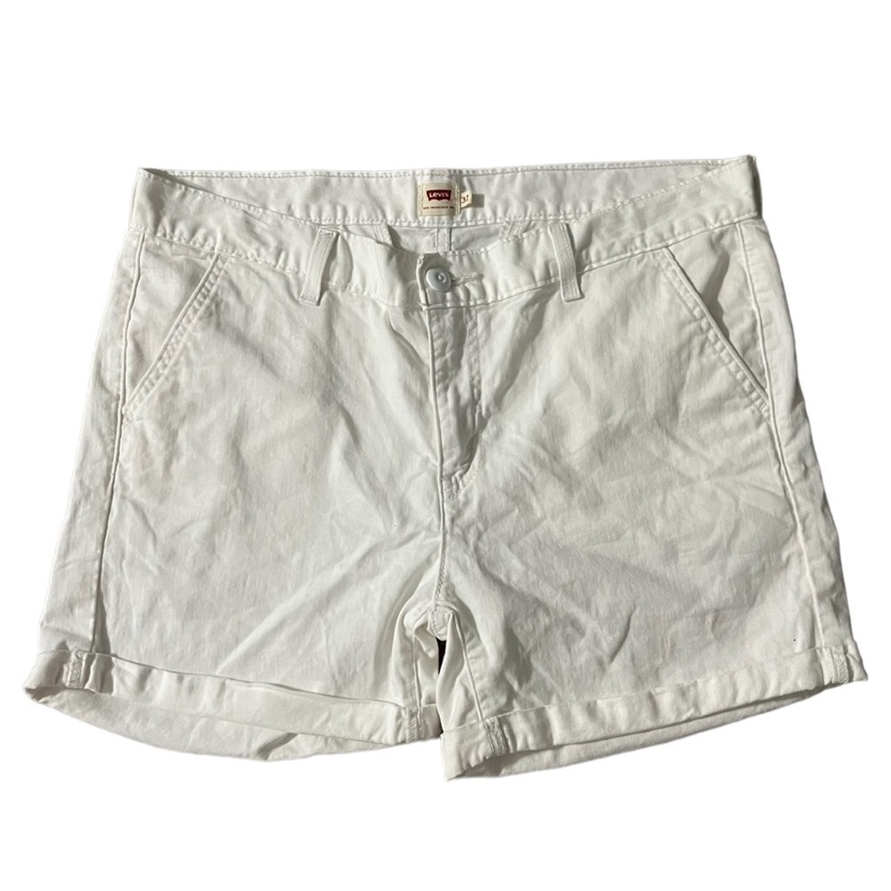 Levi’s Womens Cuffed White Flat Front Shorts Size 12 4” Inseam Stretch
